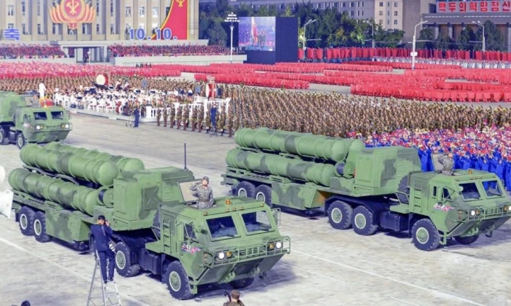 Αυτοί είναι οι "S-400" της Βόρειας Κορέας: Αποκάλυψε νέο όπλο η Πιονγκγιάνγκ